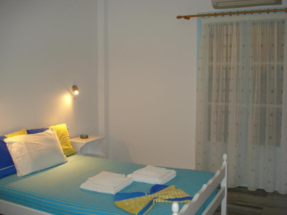 Paroscarmel Studio-Apartment Logaras Buitenkant foto