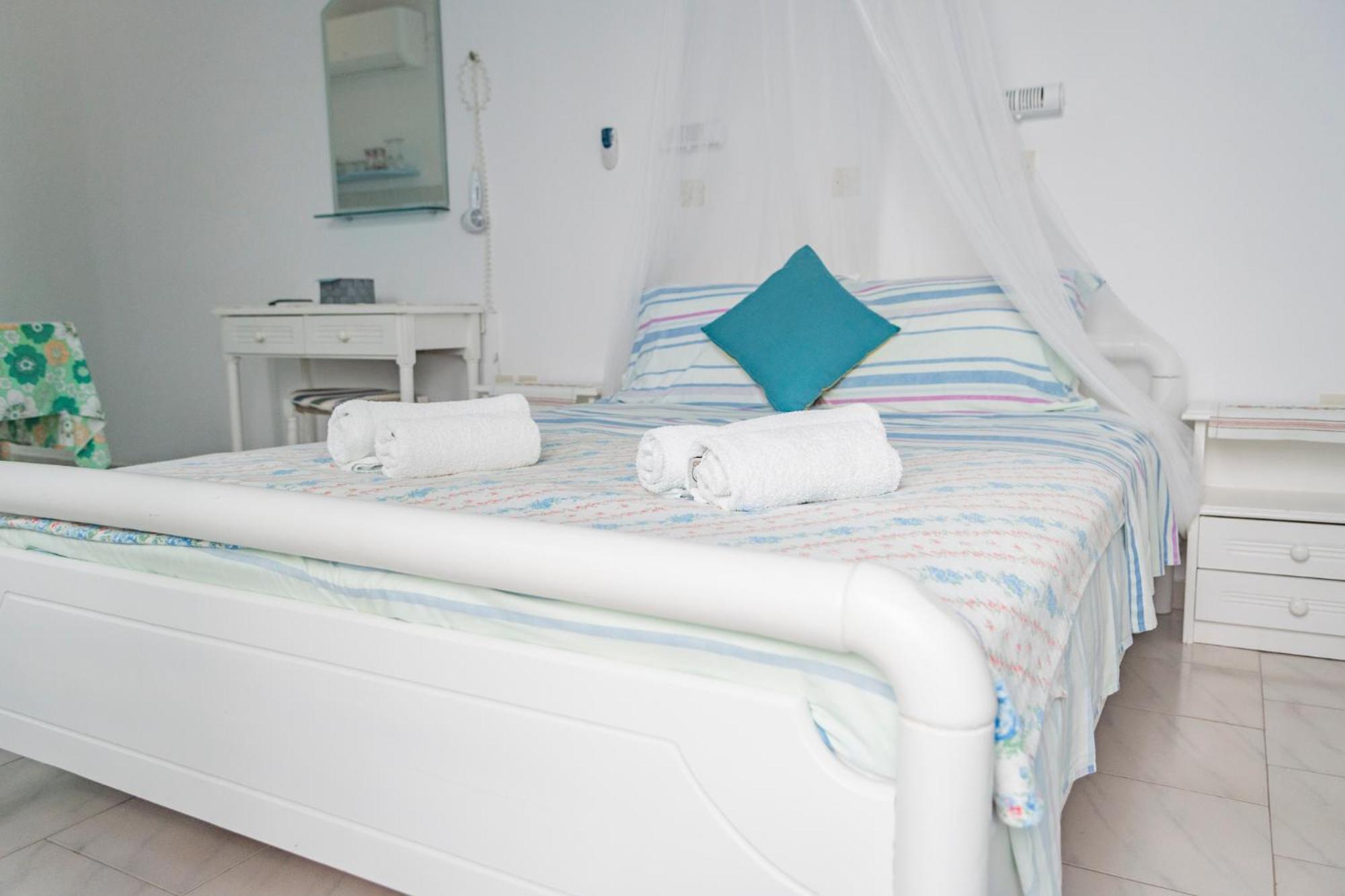 Paroscarmel Studio-Apartment Logaras Buitenkant foto
