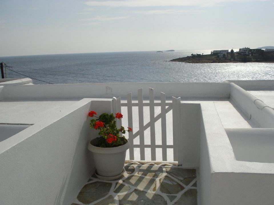 Paroscarmel Studio-Apartment Logaras Buitenkant foto